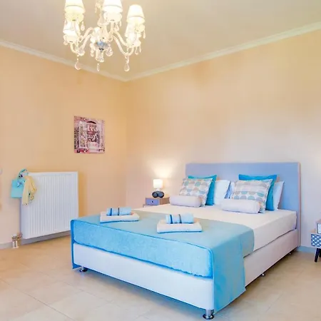 Perseida Villa Pigadhákia