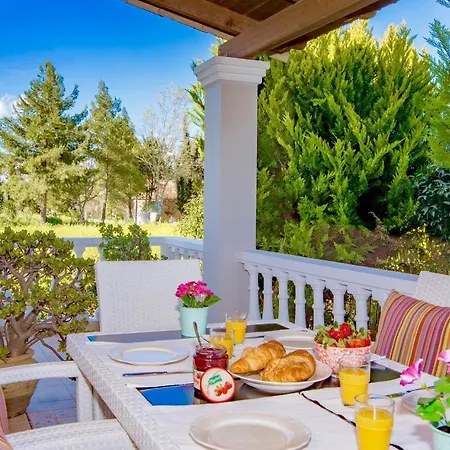Villa Perseida Pigadhákia